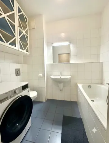 Pronájem bytu 2+kk, Praha - Žižkov, Jeseniova, 55 m2