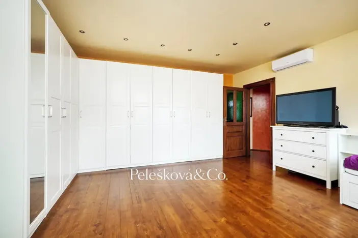 Pronájem bytu 4+kk, Praha - Bubeneč, Havanská, 177 m2