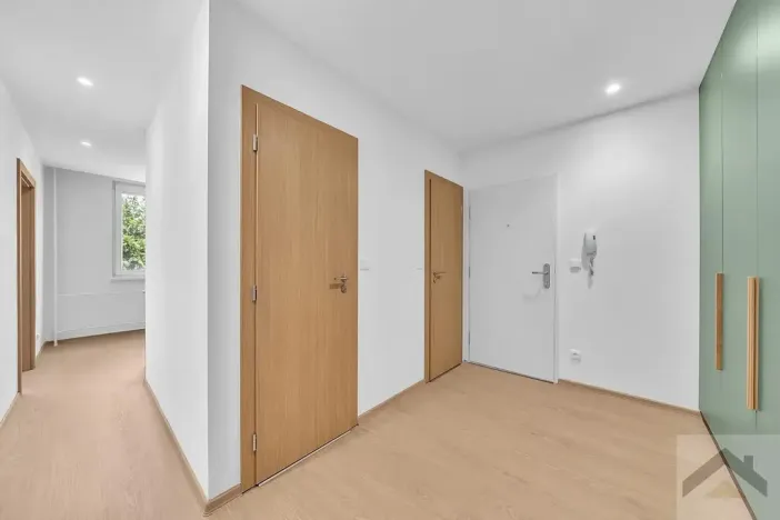Pronájem bytu 4+1, Dlouhoňovice, Sídlištní, 84 m2