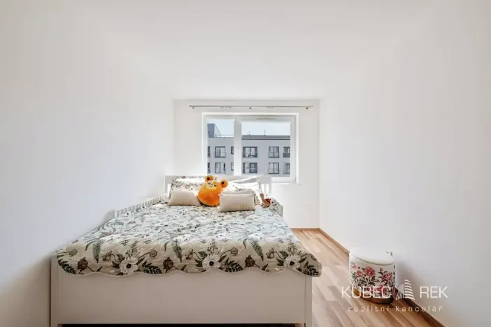 Pronájem bytu 3+kk, Praha - Uhříněves, Oty Bubeníčka, 86 m2