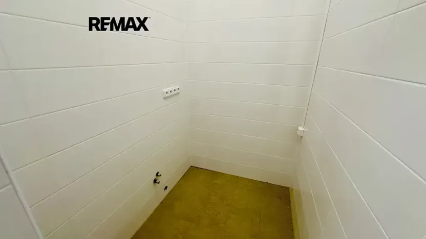 Pronájem kanceláře, Praha - Háje, Kupeckého, 100 m2