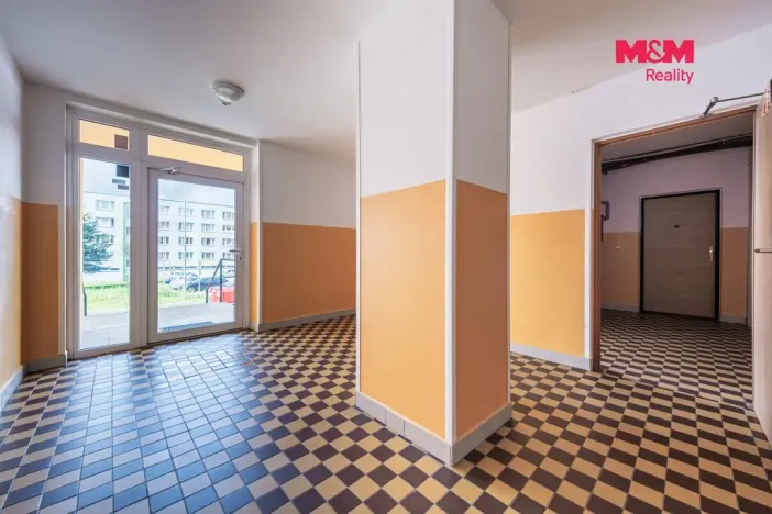 Prodej bytu 3+1, Volary, Sídl. Míru, 70 m2