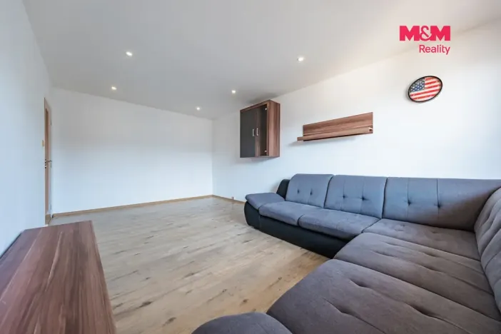 Prodej bytu 2+1, Volary, Sídl. Míru, 63 m2