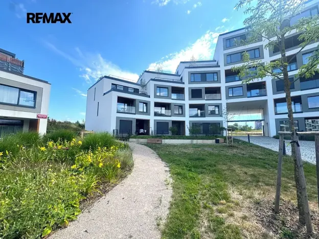 Pronájem bytu 2+kk, Praha - Hlubočepy, Dostalové, 45 m2