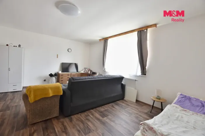 Pronájem bytu 1+1, Předměřice nad Labem, Hradecká, 45 m2