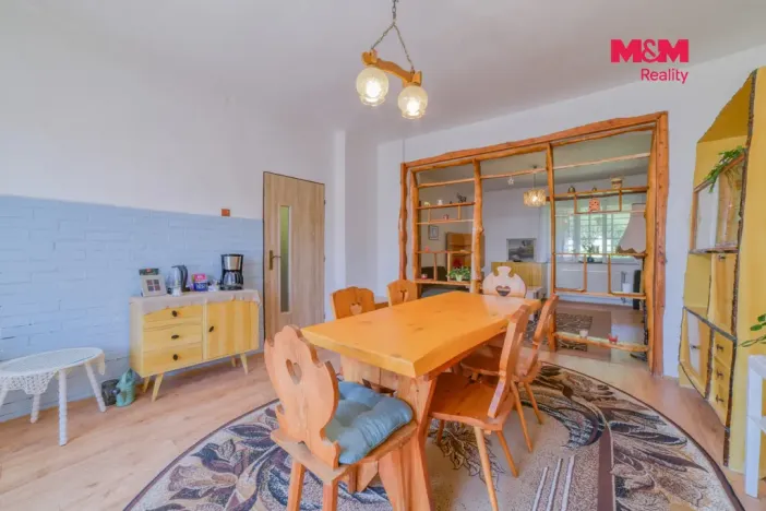 Prodej rodinného domu, Prameny, 180 m2