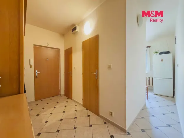 Prodej bytu 2+1, Karviná - Mizerov, tř. Těreškovové, 51 m2
