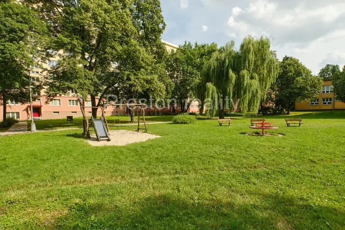 Prodej bytu 2+1, Ostrava, Nálepkovo náměstí, 67 m2