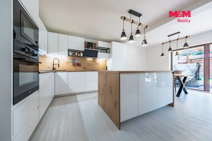 Prodej bytu 4+kk, Úvaly, Smrková, 142 m2