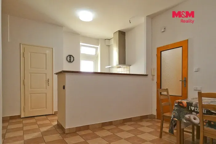 Pronájem bytu 4+1, Čáslav - Čáslav-Nové Město, Husova, 98 m2