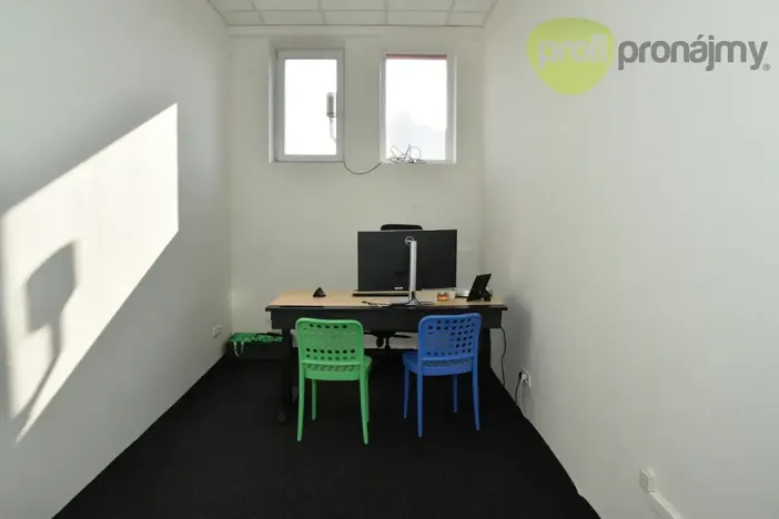 Pronájem obchodního prostoru, Ostrava, Cihelní, 701 m2