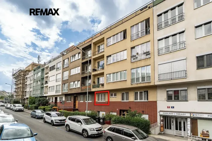 Pronájem bytu 1+kk, Praha - Střešovice, Za Hládkovem, 22 m2