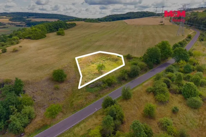 Prodej pozemku pro bydlení, Hostomice, 1184 m2