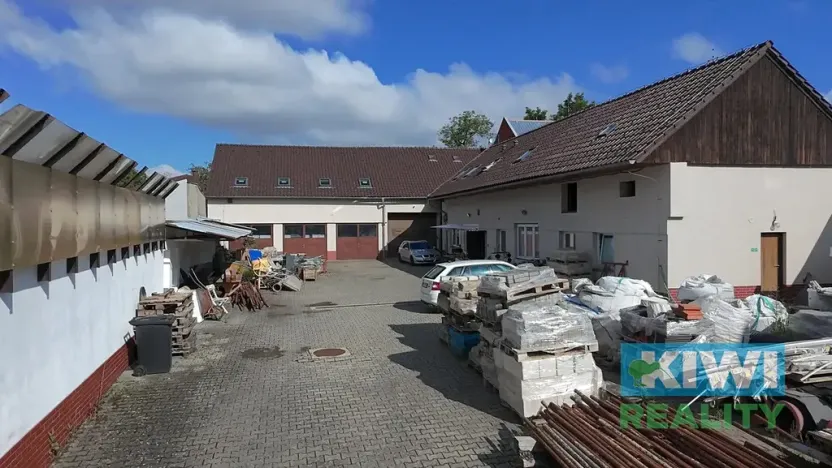 Prodej výrobních prostor, Doloplazy, 745 m2