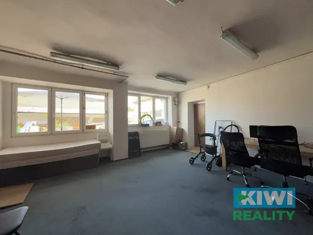 Prodej výrobních prostor, Doloplazy, 745 m2