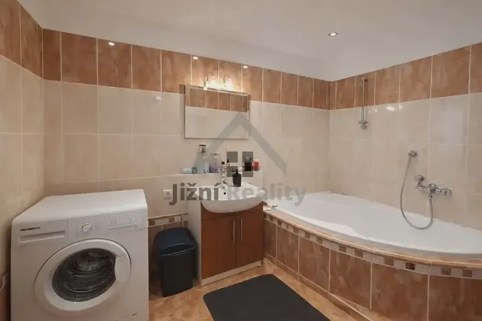 Prodej bytu 3+1, České Budějovice, Pekárenská, 81 m2