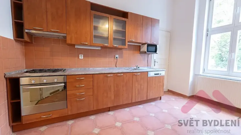 Pronájem bytu 2+1, Praha - Karlín, Sokolovská, 64 m2