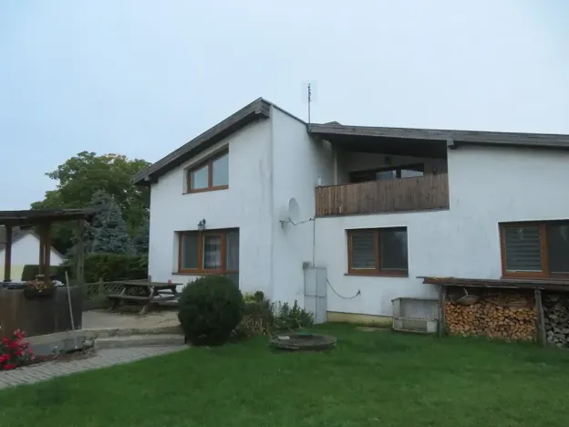 Prodej podílu rodinného domu, Drozdov, 275 m2