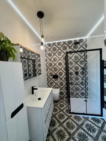 Prodej atypického bytu, Praha - Košíře, Holečkova, 52 m2