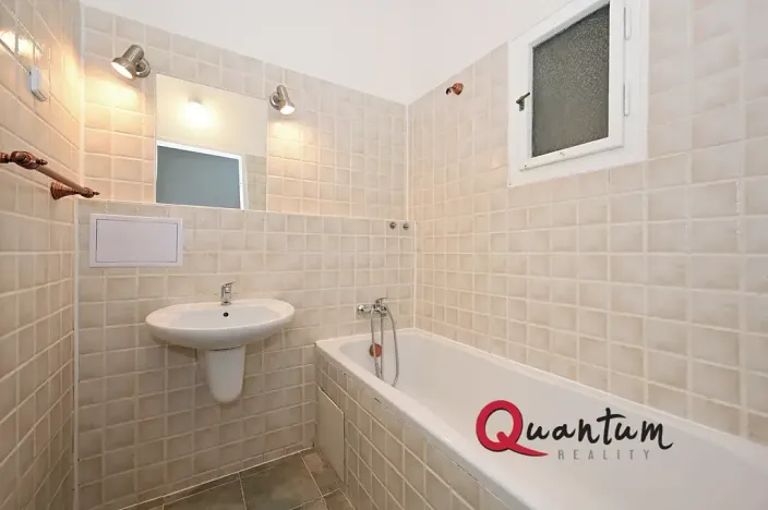 Pronájem bytu 1+kk, Praha - Žižkov, Baranova, 29 m2