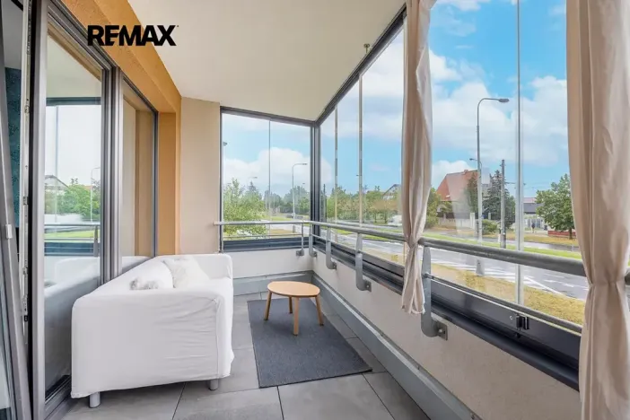 Pronájem bytu 2+kk, Praha - Kamýk, Kramperova, 57 m2
