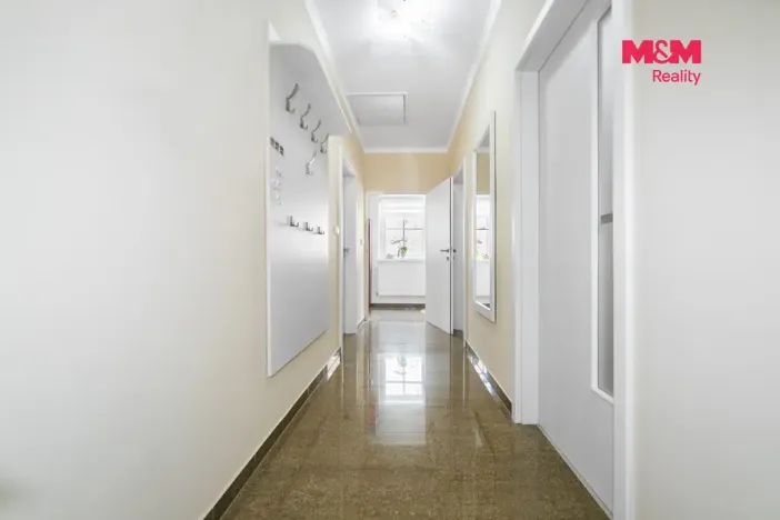Pronájem bytu 4+1, Bor, náměstí Republiky, 90 m2