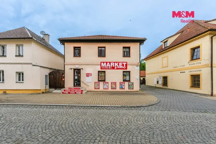 Pronájem bytu 4+1, Bor, náměstí Republiky, 90 m2