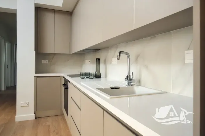 Prodej bytu 1+kk, Larnaka, Kypr, 40 m2
