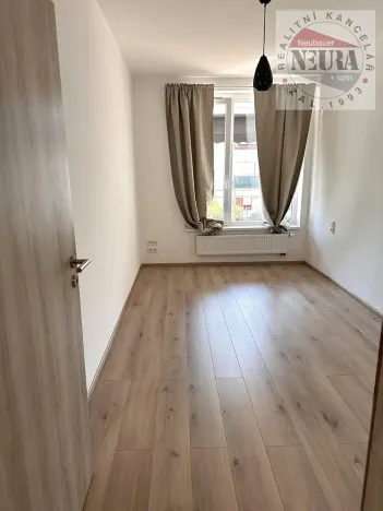 Pronájem bytu 2+kk, Praha - Modřany, Soukalova, 65 m2