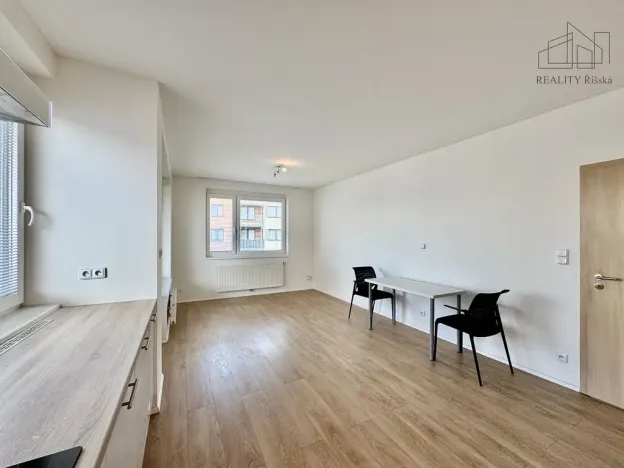 Pronájem bytu 2+kk, Praha - Hlubočepy, Vítové, 57 m2