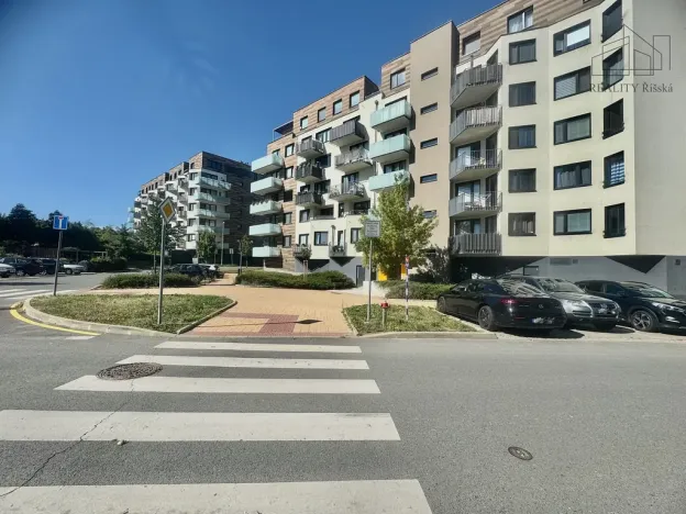 Pronájem bytu 2+kk, Praha - Hlubočepy, Vítové, 57 m2