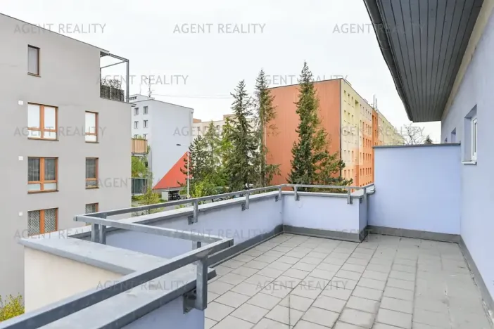 Pronájem bytu 1+kk, Praha - Zbraslav, Pelzova, 35 m2
