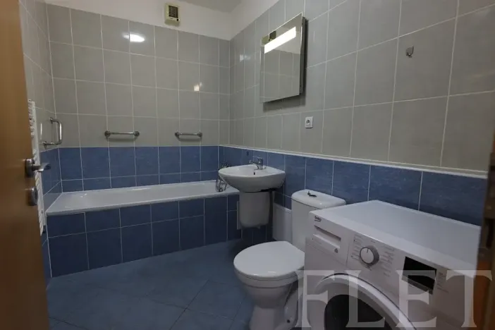 Pronájem bytu 2+kk, Praha - Vysočany, Pod Harfou, 49 m2