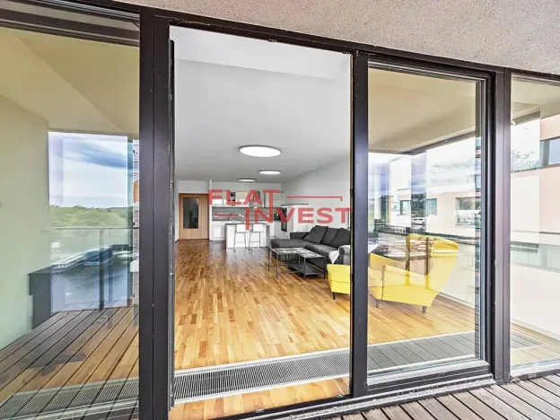Pronájem bytu 3+kk, Praha - Holešovice, V přístavu, 99 m2