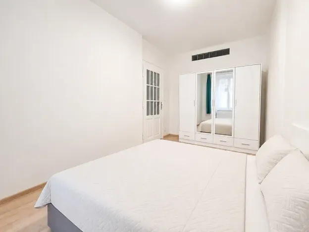 Pronájem bytu 2+kk, Praha - Žižkov, Fibichova, 50 m2