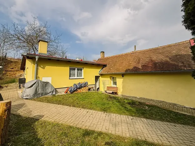 Prodej činžovního domu, Červené Pečky, Dobešovice, 617 m2