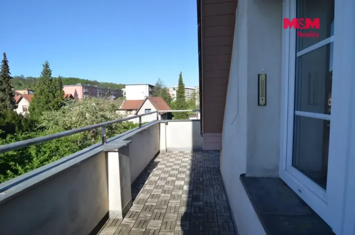 Pronájem bytu 5+kk, Praha - Hloubětín, V Novém Hloubětíně, 162 m2