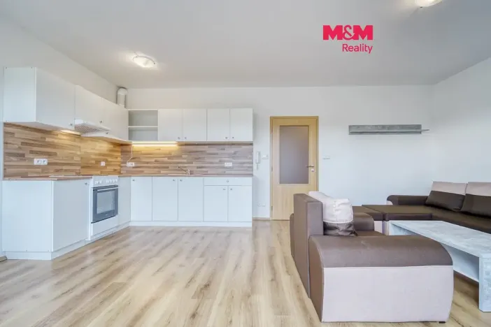 Pronájem bytu 1+kk, Plasy, U Václava, 38 m2