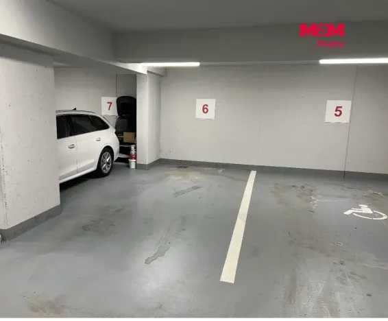 Pronájem garážového stání, Frýdek-Místek - Frýdek, Nové Dvory-Podhůří, 13 m2