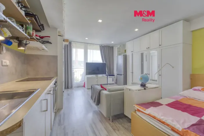 Prodej bytu 2+kk, Beroun - Beroun-Centrum, Na Klášteře, 43 m2