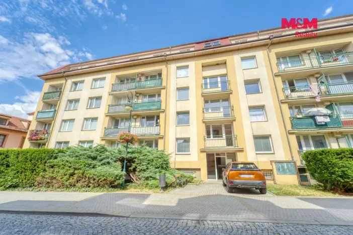 Prodej bytu 2+kk, Beroun - Beroun-Centrum, Na Klášteře, 43 m2