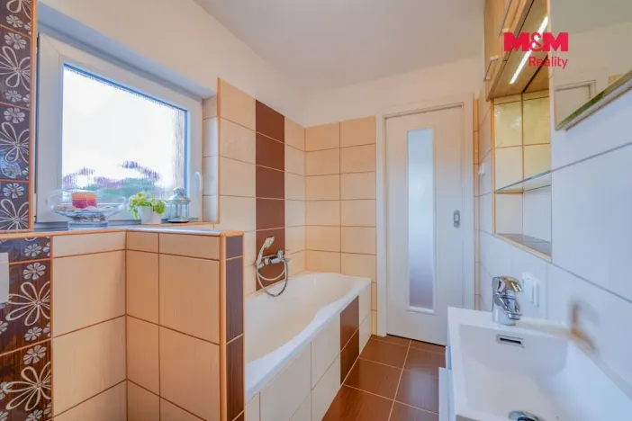 Prodej rodinného domu, Pernarec, 95 m2