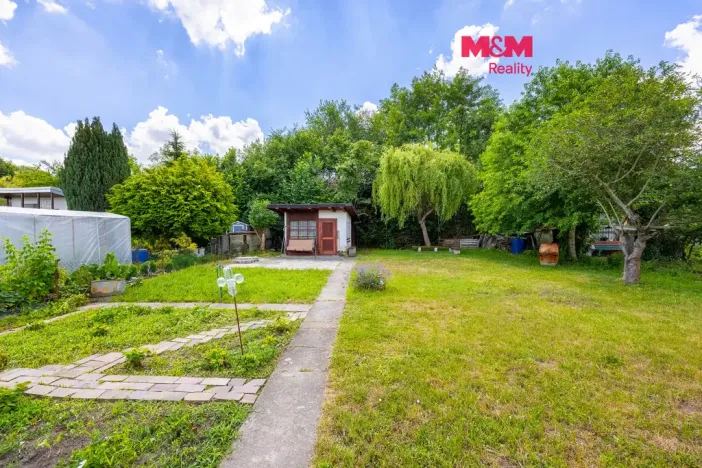 Prodej zahrady, Pardubice - Nové Jesenčany, 284 m2