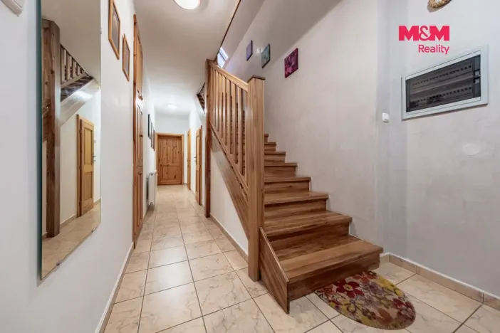 Prodej rodinného domu, Mnichovice - Božkov, Nad rybníkem, 312 m2