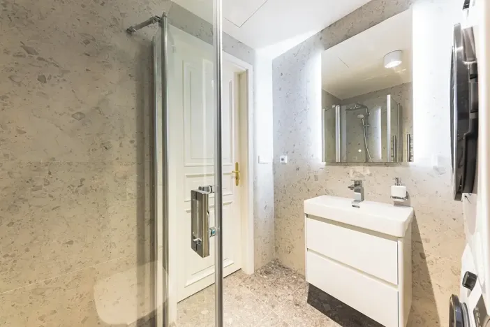 Pronájem bytu 1+kk, Praha - Vinohrady, Sázavská, 29 m2