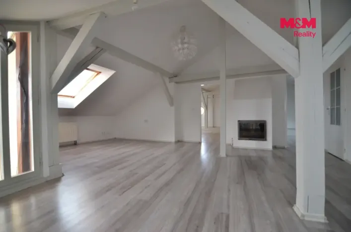 Pronájem bytu 3+kk, Poděbrady - Poděbrady III, Turinského, 98 m2