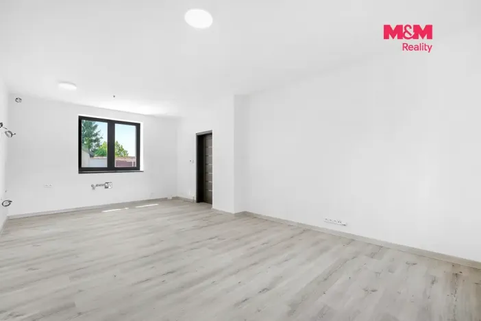 Prodej rodinného domu, Kostelec nad Labem - Jiřice, Kostelecká, 110 m2
