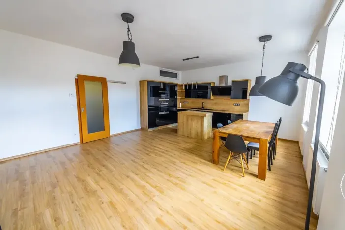 Prodej bytu 4+kk, Jihlava, Znojemská, 87 m2