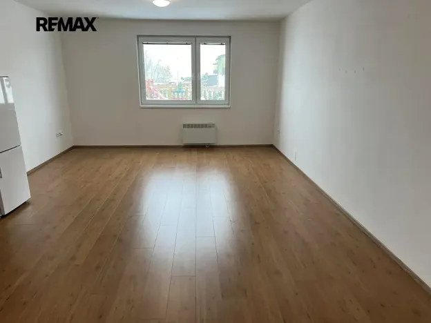 Pronájem bytu 1+kk, Lavičky, 39 m2