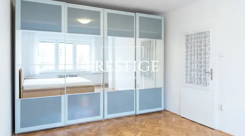 Pronájem bytu 2+kk, Praha - Michle, Jivenská, 34 m2